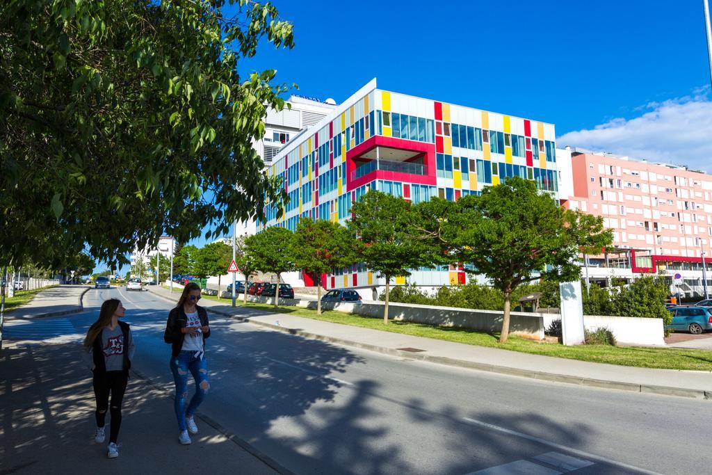 Hostel Dentex 4 You ซาดาร์ ภายนอก รูปภาพ
